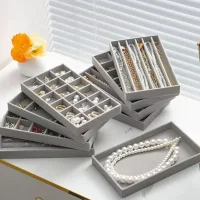 Bandeja Porta Jóias de Veludo - Organizador para Closet e Gavetas! Ideal para bijuterias, relógios e acessórios, prática